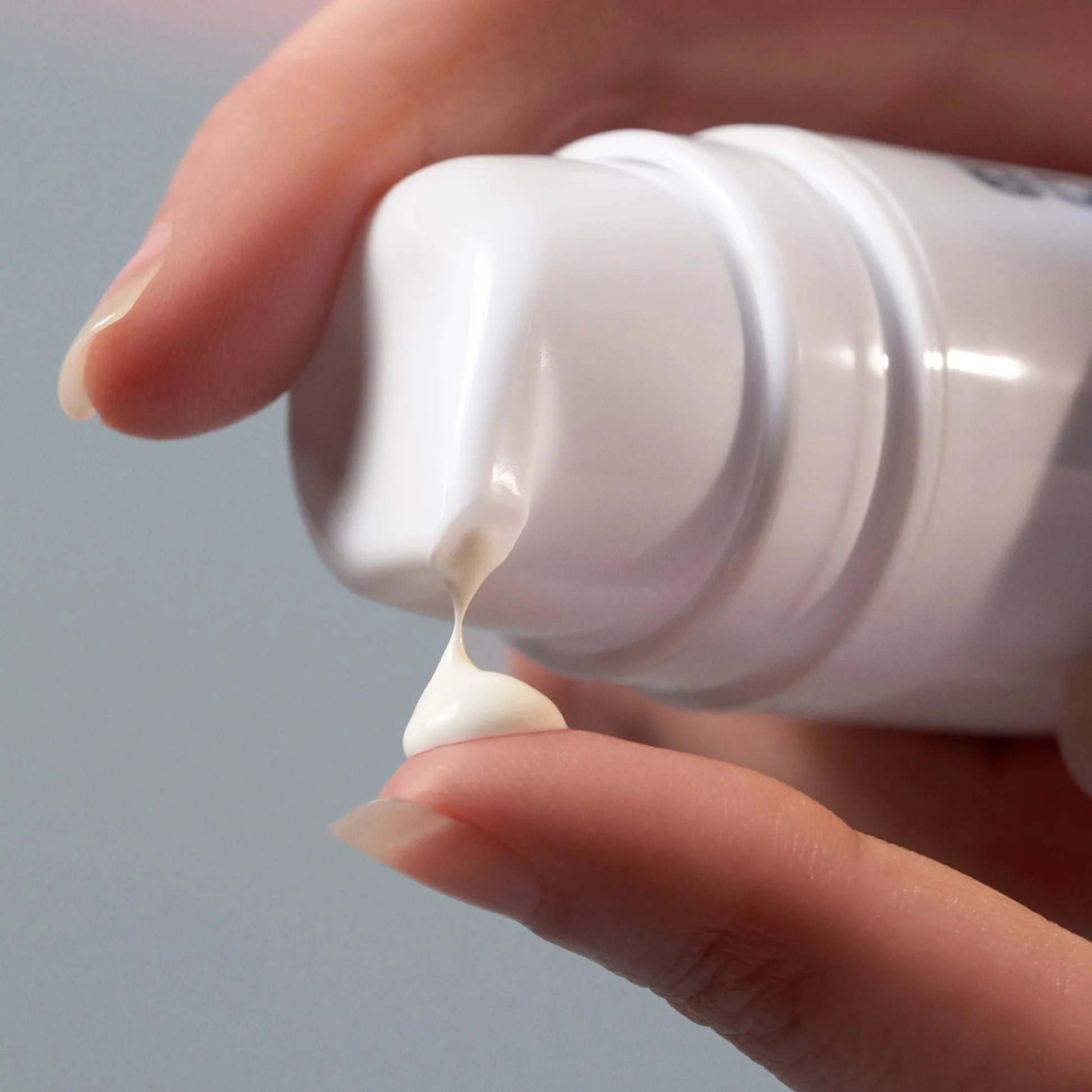 dynamic skin recovery SPF50 moisturiser - Image 7